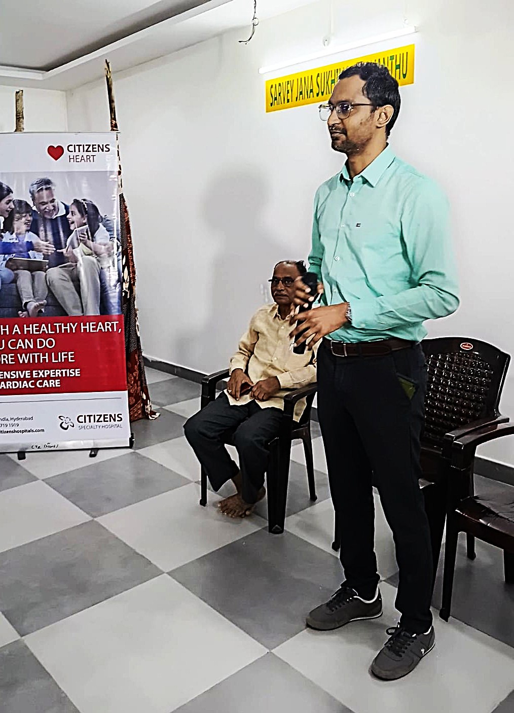 Dr Avinash talking about possible cardiac problems and precautions to arrest them.jpg